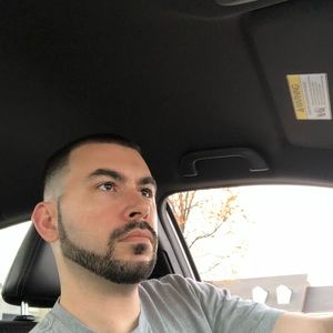 Meet your Posher, Bradley